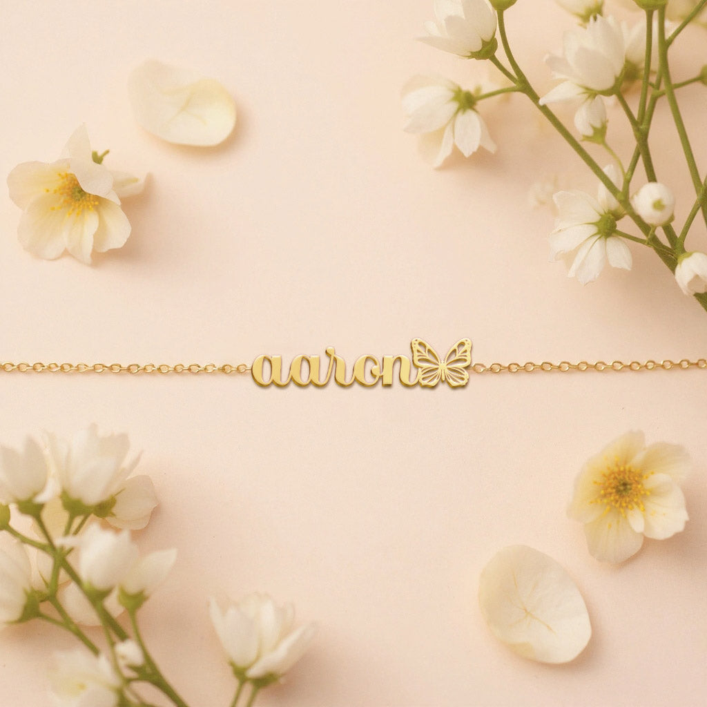 AARON VTX62 Custom Name Bracelet – A Meaningful Gift She’ll Love